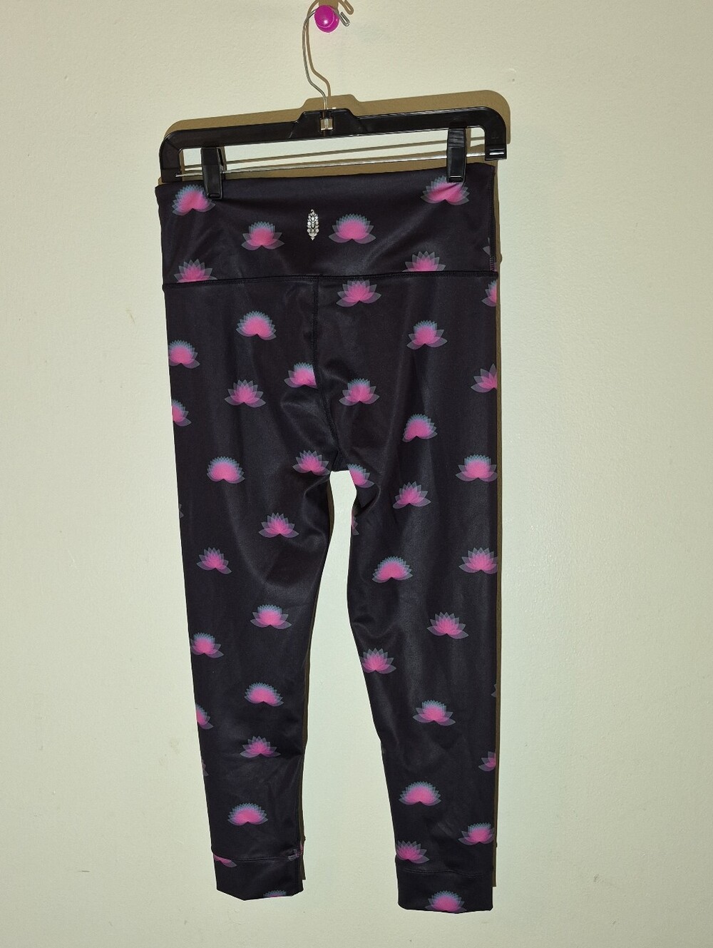 M) Free People Movement Lotus Print Leggings